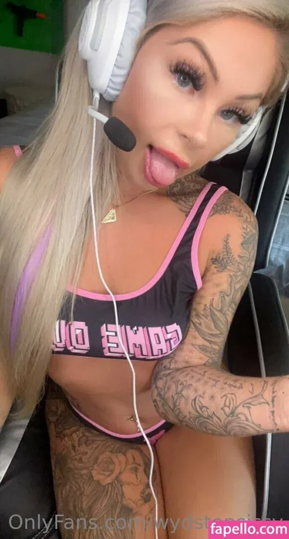 wydstepsissy Onlyfans Photo Gallery 