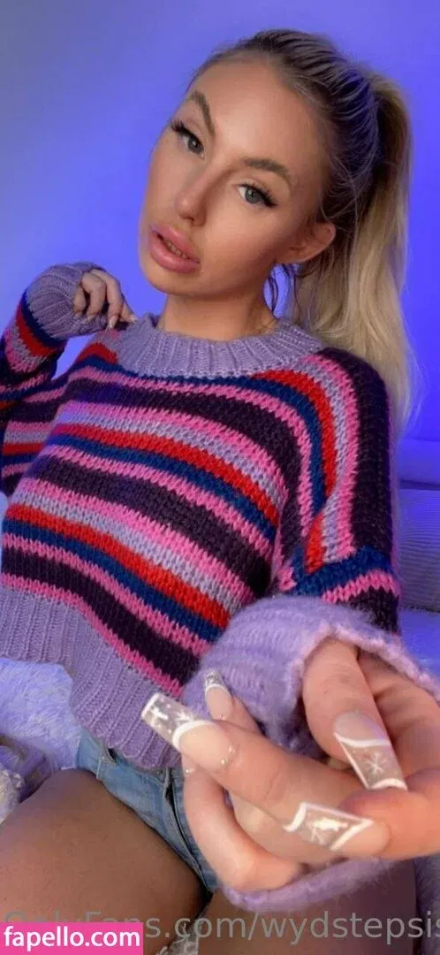 wydstepsissy Onlyfans Photo Gallery 