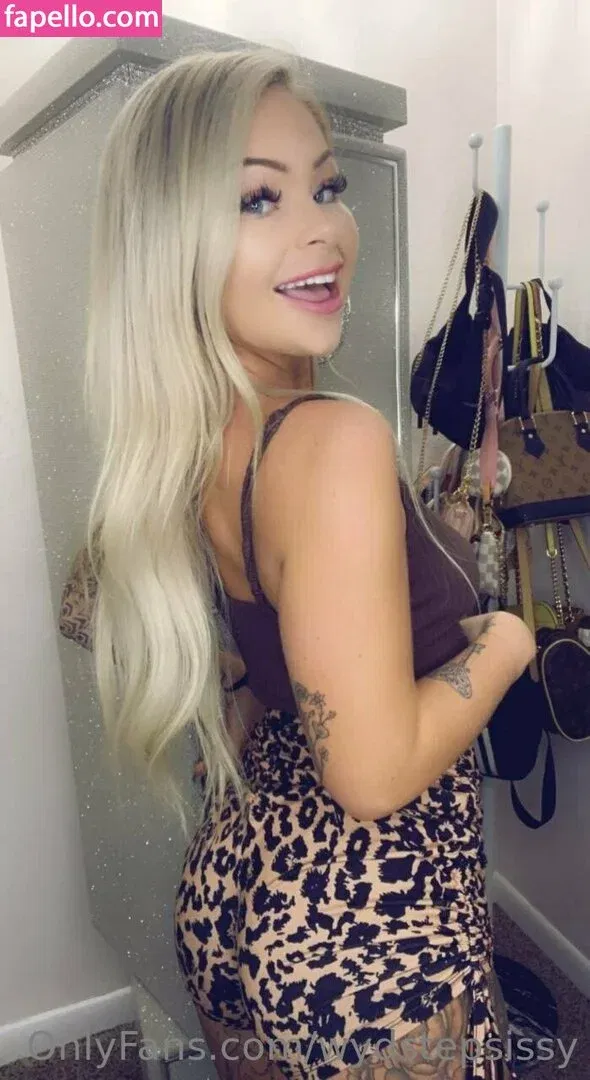 wydstepsissy Onlyfans Photo Gallery 