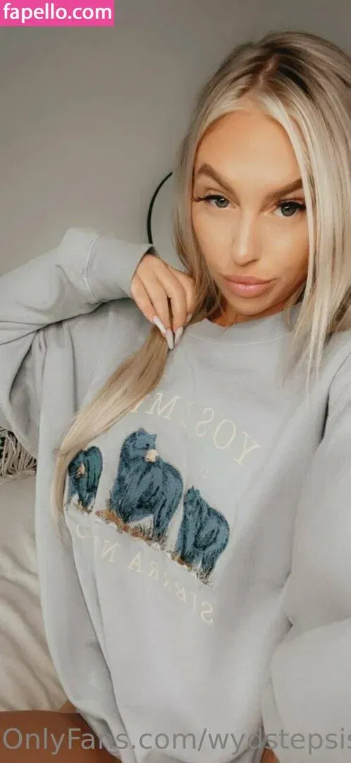 wydstepsissy Onlyfans Photo Gallery 