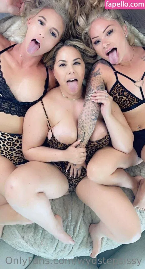 wydstepsissy Onlyfans Photo Gallery 