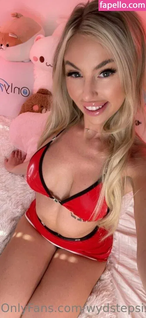 wydstepsissy Onlyfans Photo Gallery 