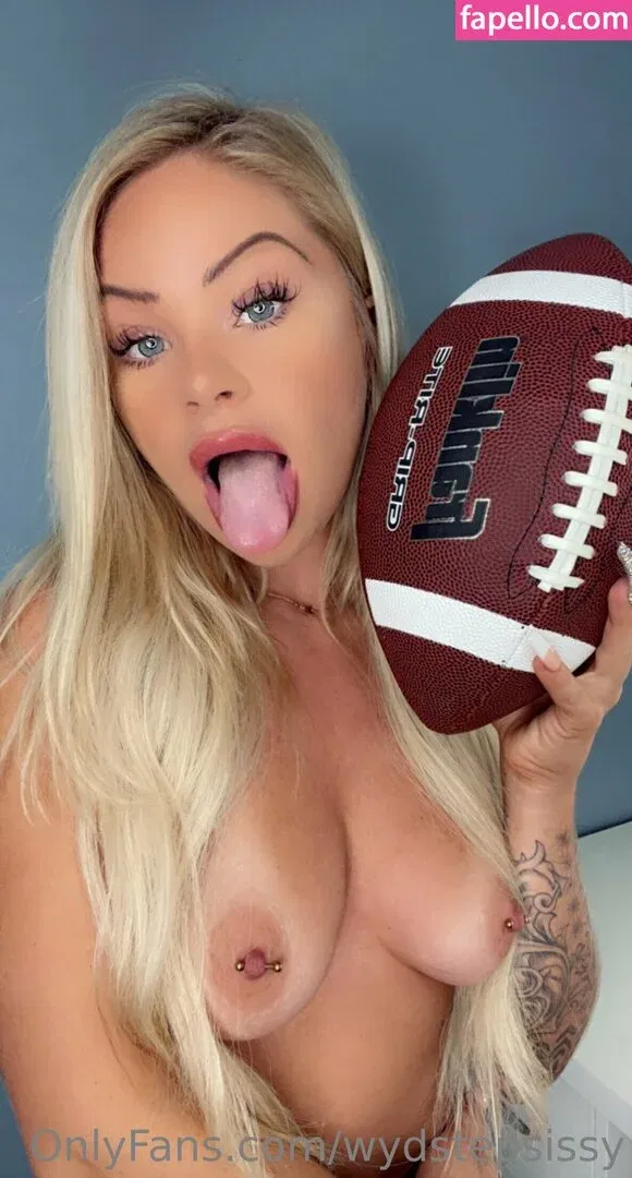 wydstepsissy Onlyfans Photo Gallery 