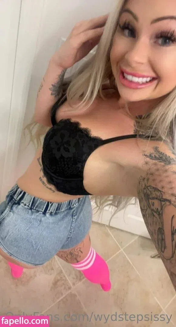 wydstepsissy Onlyfans Photo Gallery 