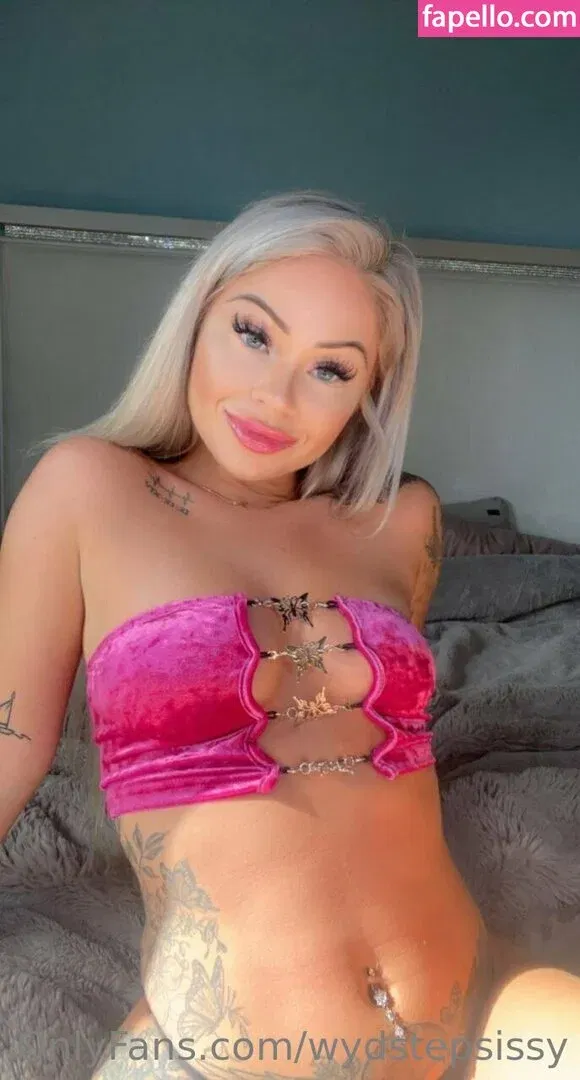 wydstepsissy Onlyfans Photo Gallery 