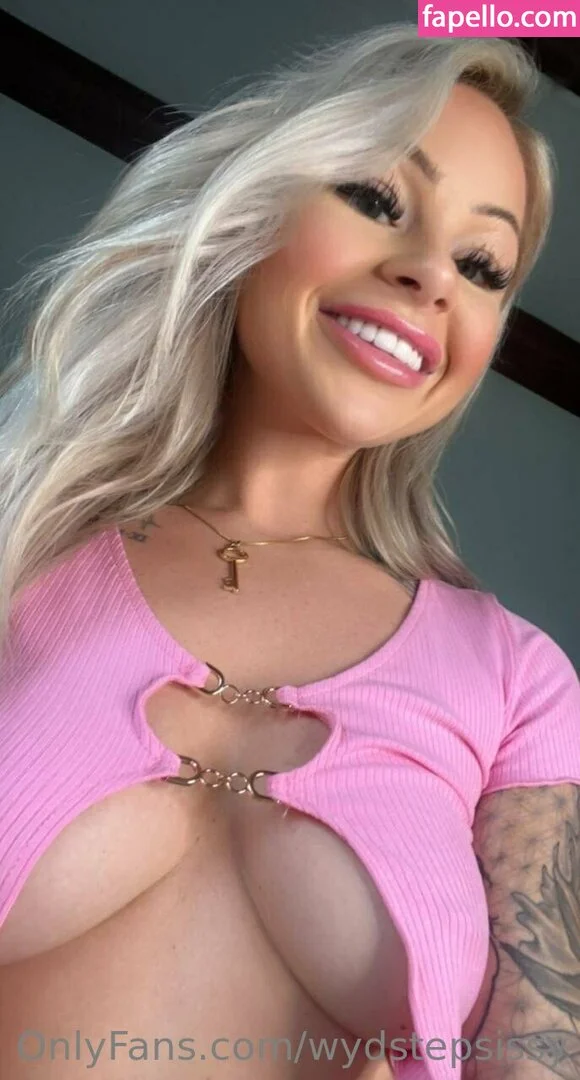 wydstepsissy Onlyfans Photo Gallery 