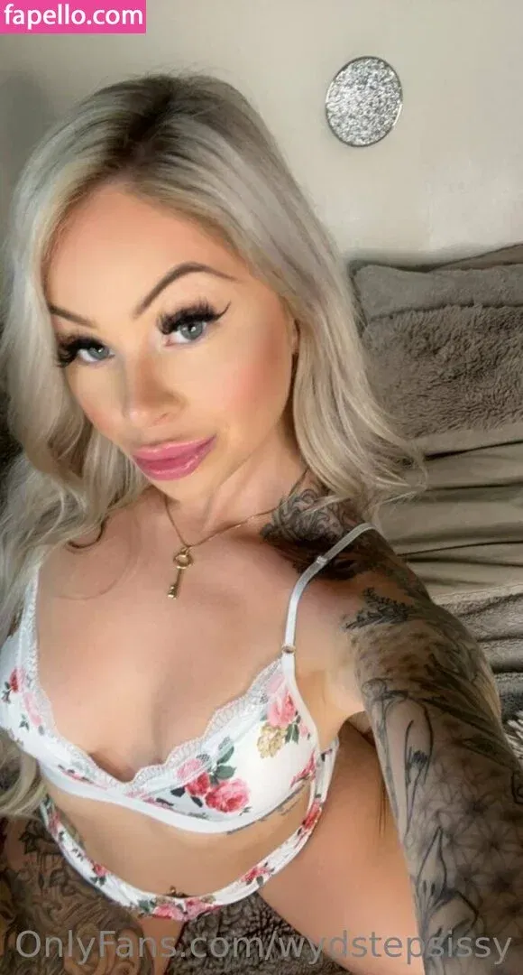 wydstepsissy Onlyfans Photo Gallery 