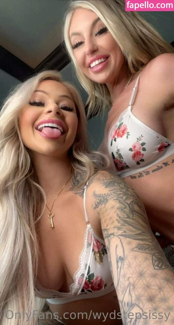 wydstepsissy Onlyfans Photo Gallery 
