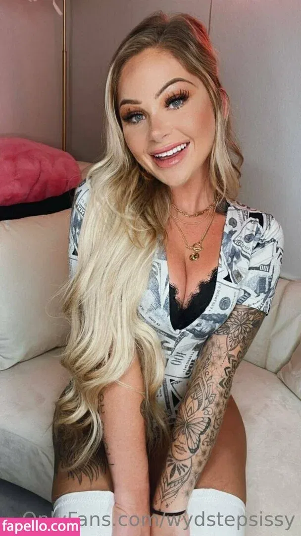 wydstepsissy Onlyfans Photo Gallery 