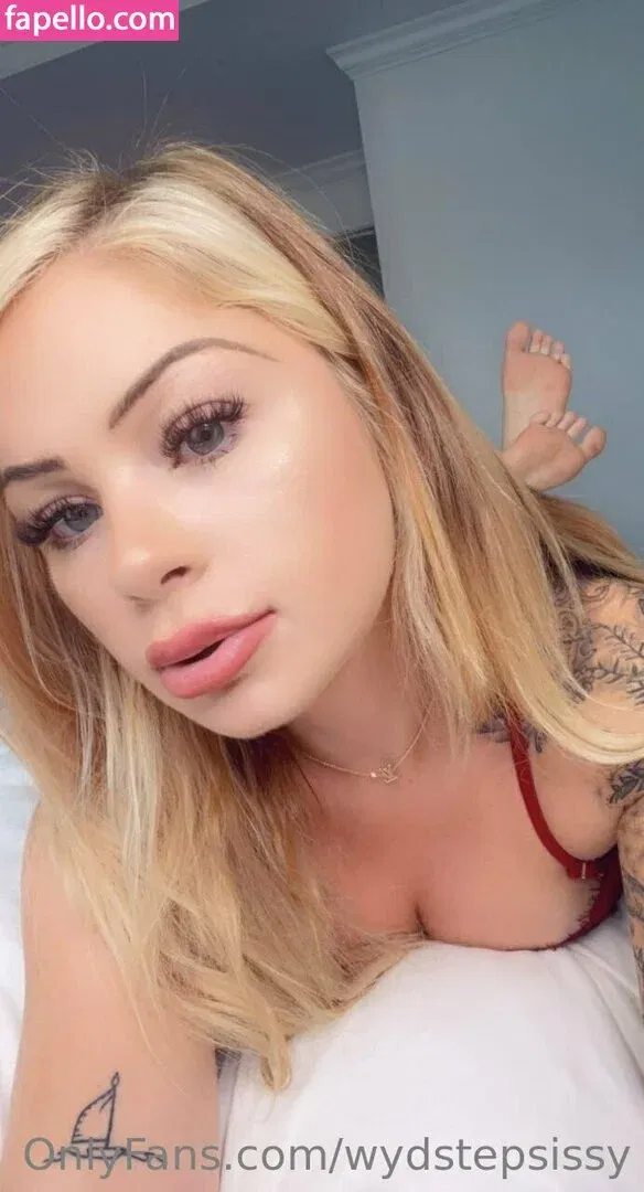 wydstepsissy Onlyfans Photo Gallery 