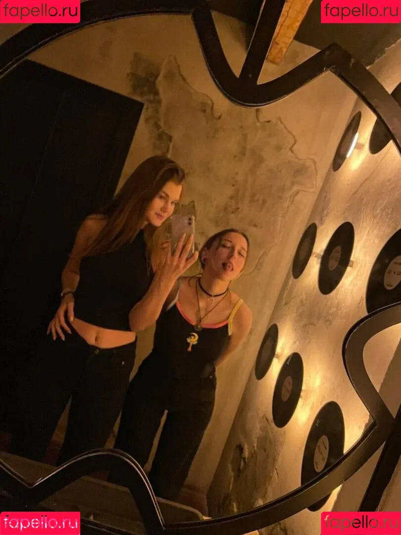 Loli Molly Onlyfans Photo Gallery 