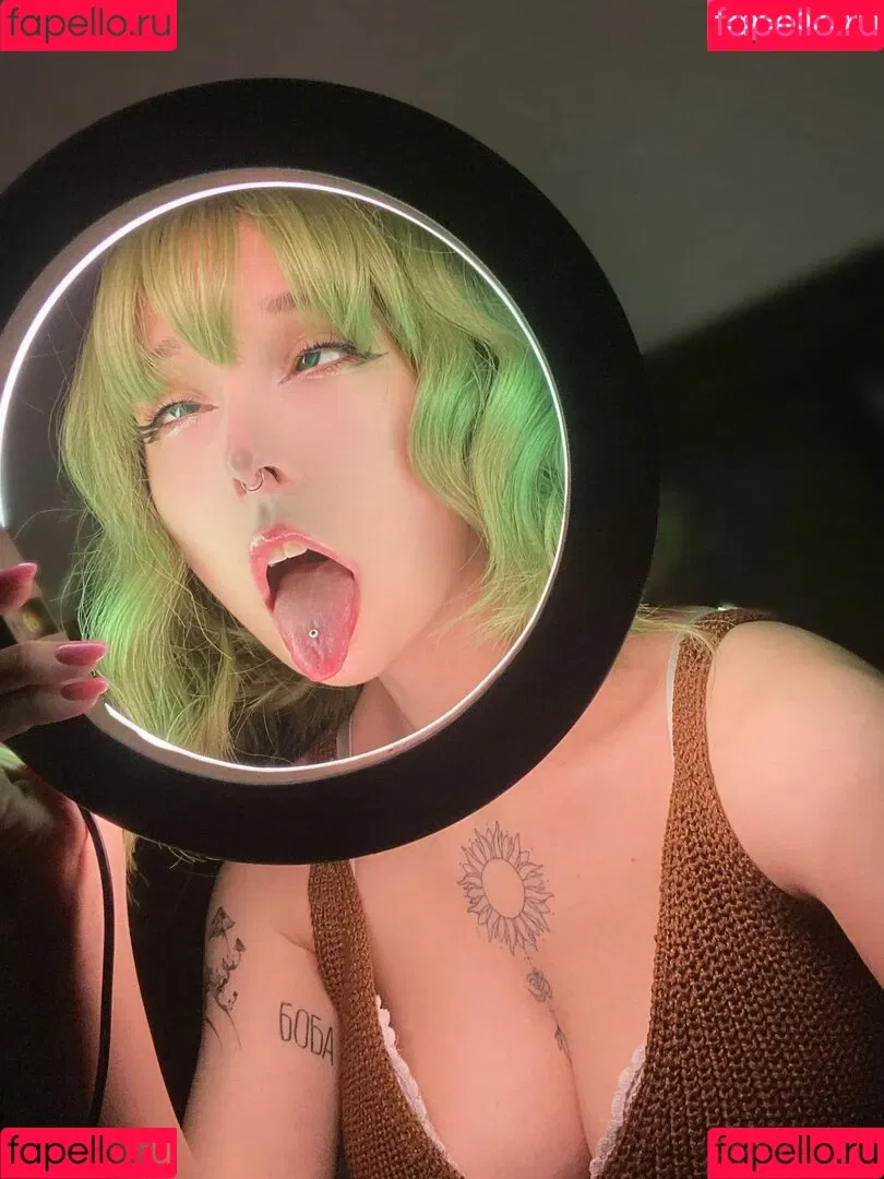 Loli Molly Onlyfans Photo Gallery 