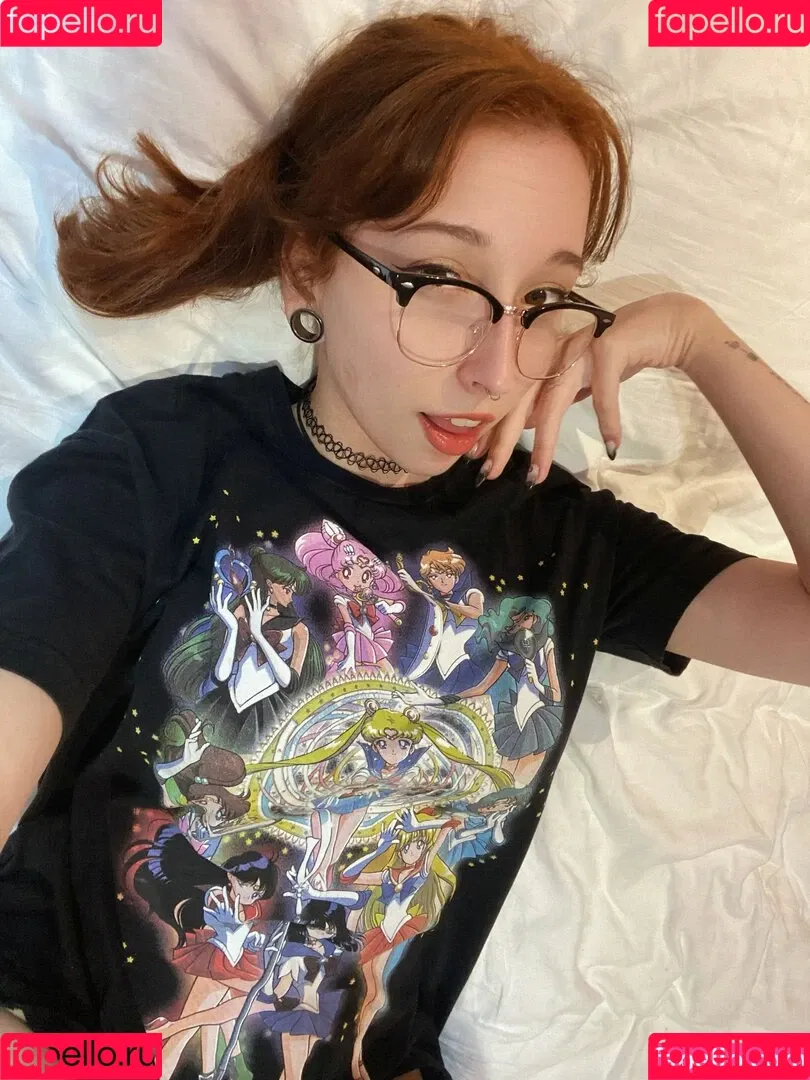 Loli Molly Onlyfans Photo Gallery 