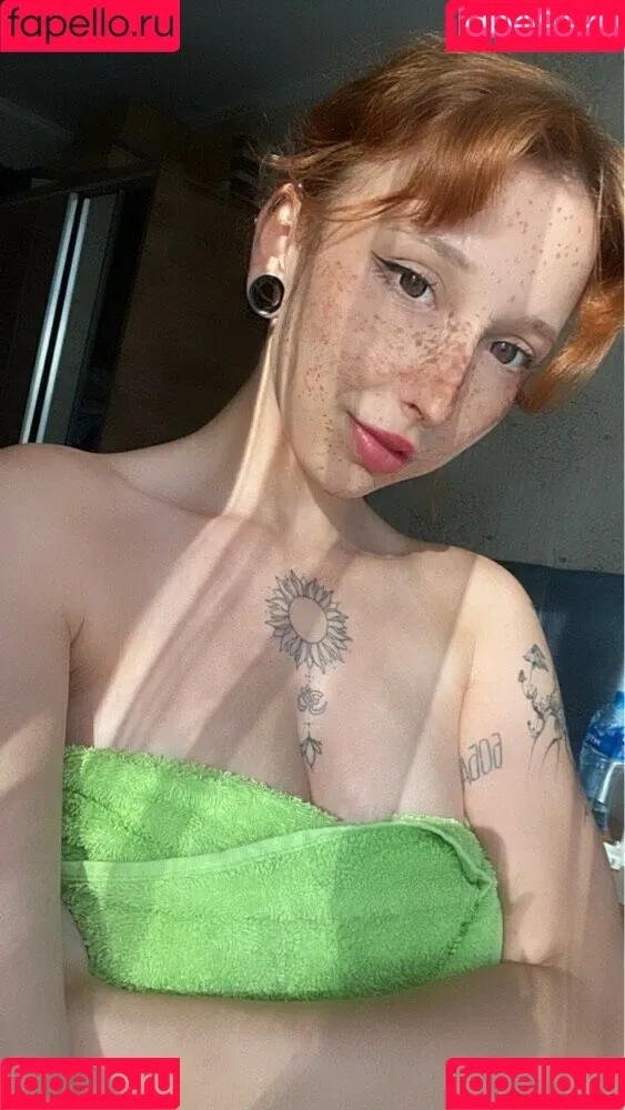 Loli Molly Onlyfans Photo Gallery 