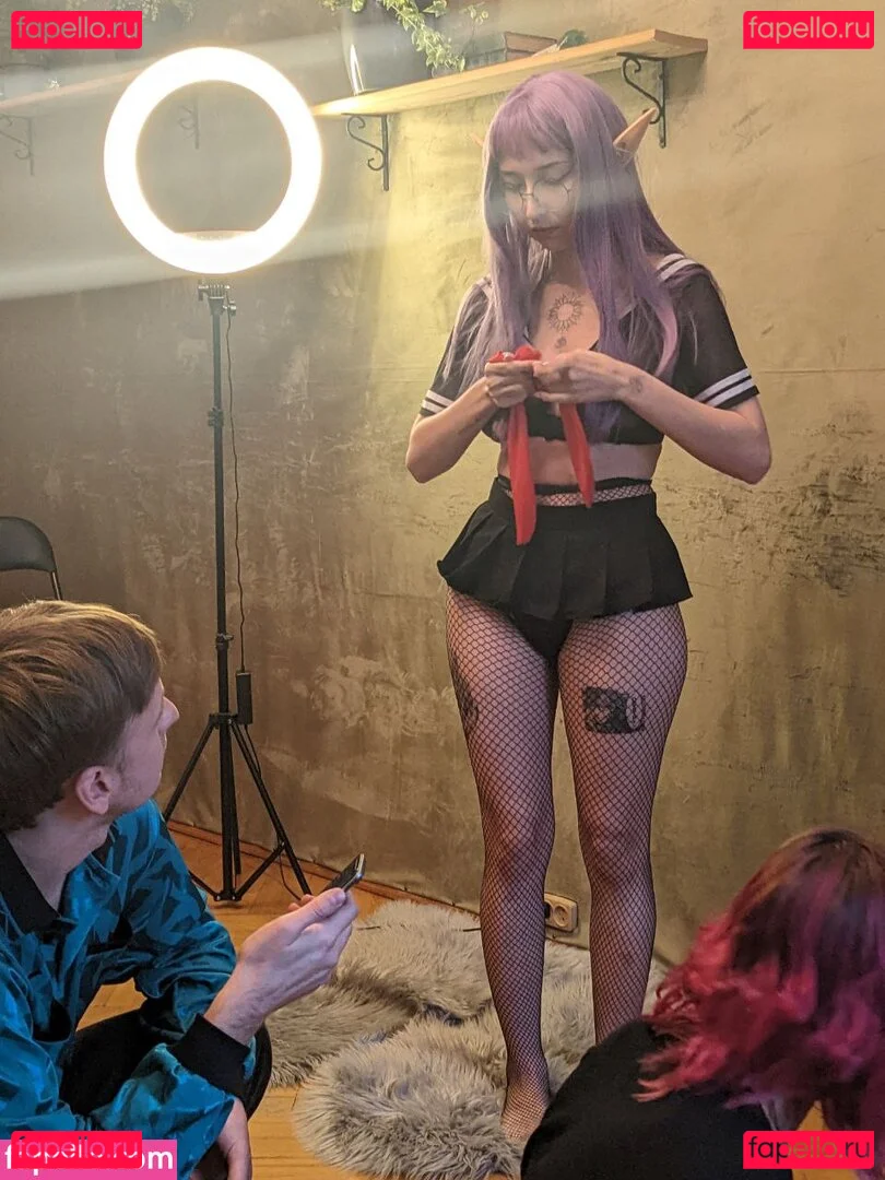 Loli Molly Onlyfans Photo Gallery 