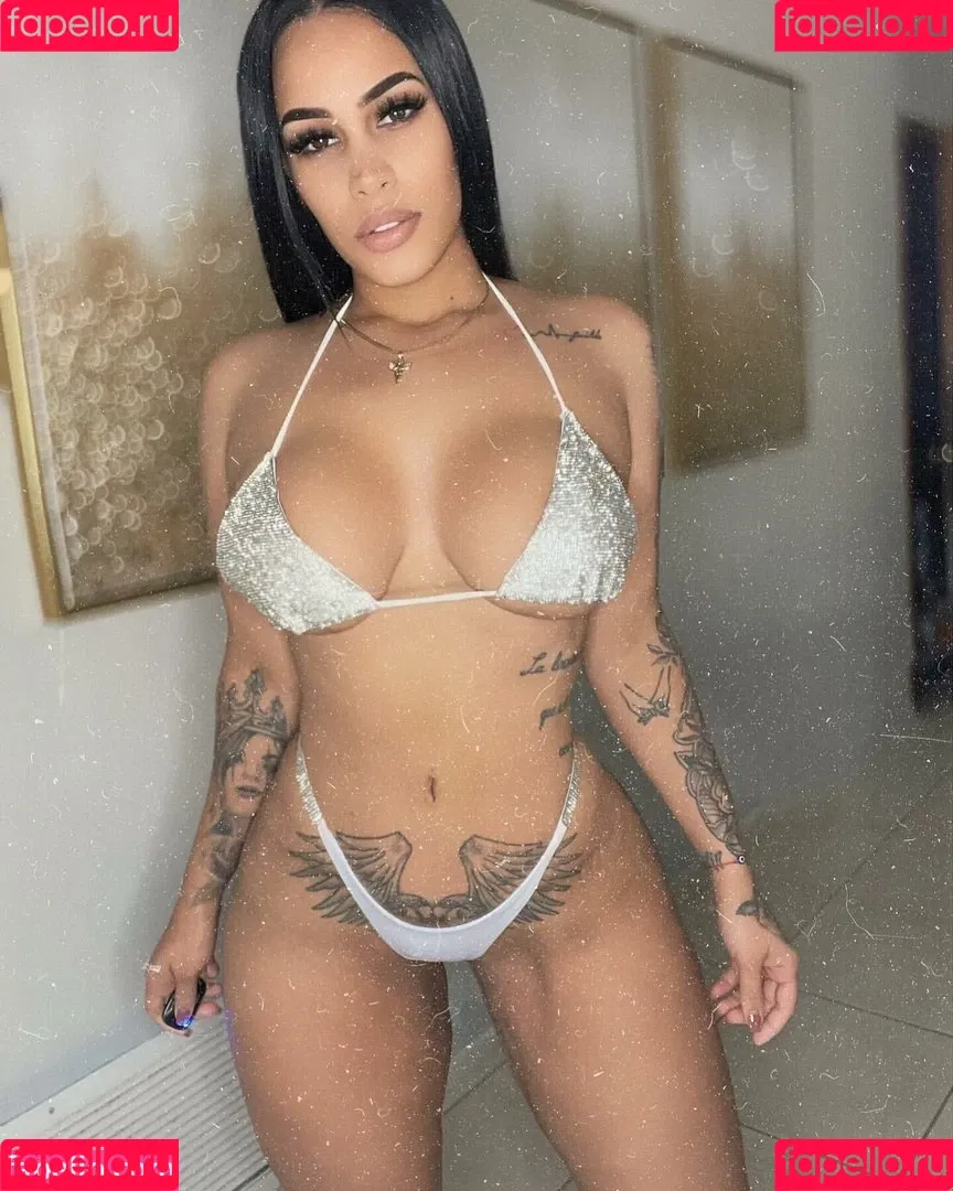 Dartya Sanchez Onlyfans Photo Gallery 