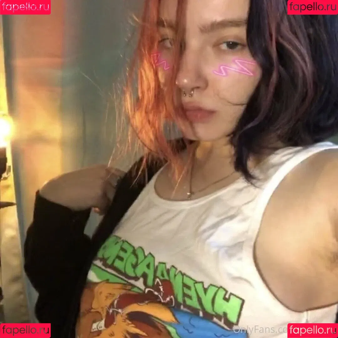 lamblet Onlyfans Photo Gallery 