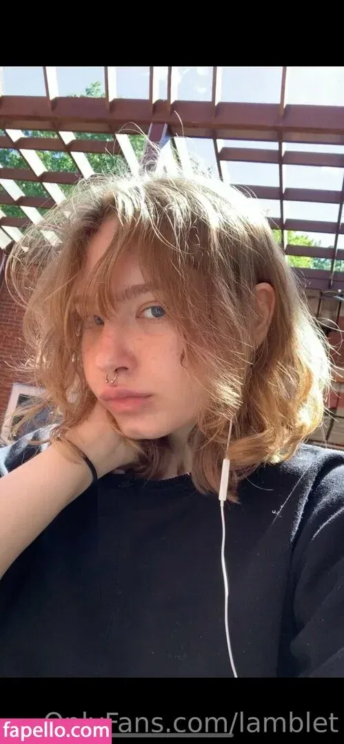 lamblet Onlyfans Photo Gallery 