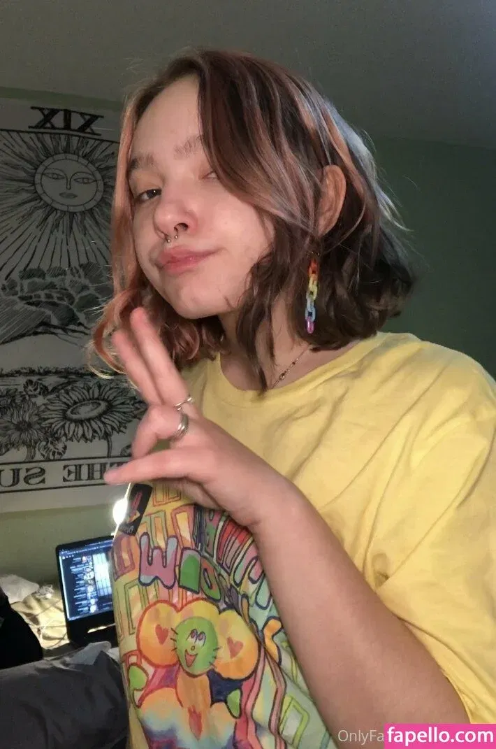 lamblet Onlyfans Photo Gallery 