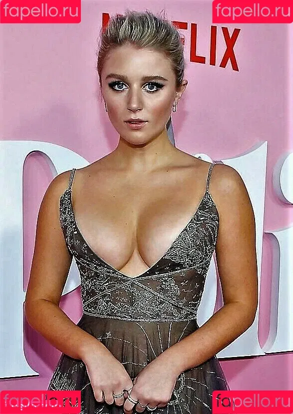 Julia Schlaepfer Onlyfans Photo Gallery 