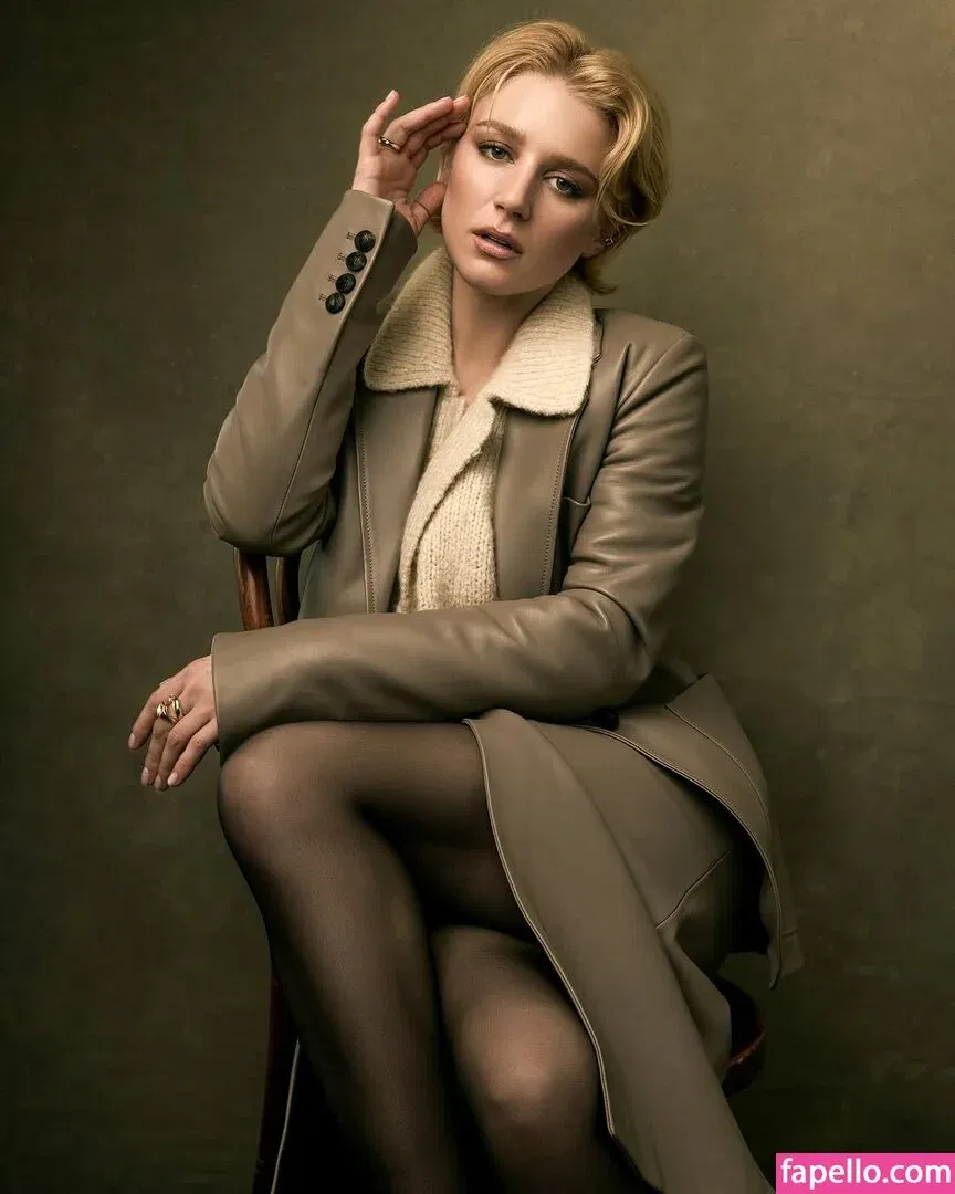 Julia Schlaepfer Onlyfans Photo Gallery 