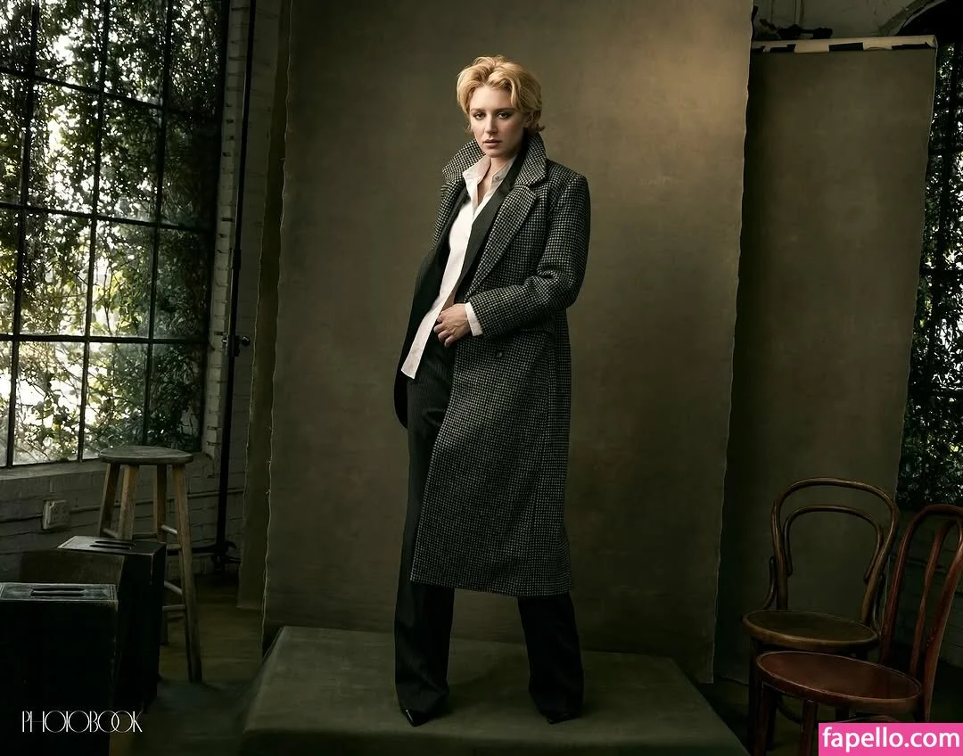 Julia Schlaepfer Onlyfans Photo Gallery 