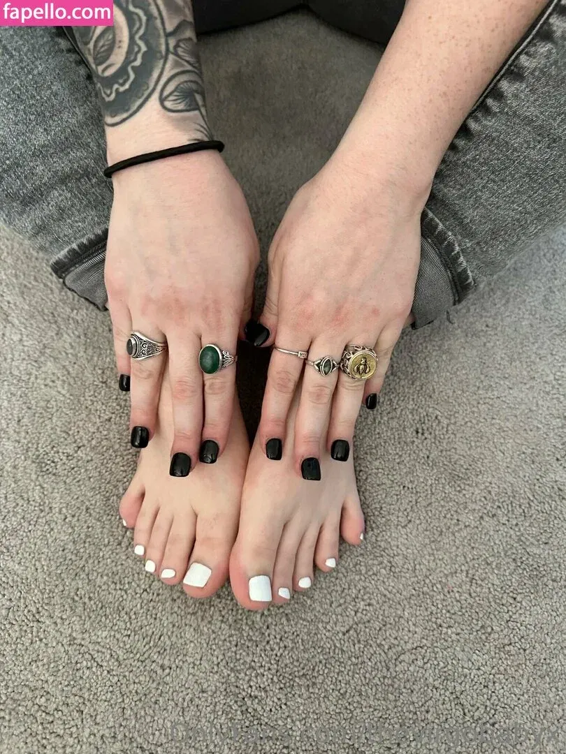 thevirgobabyx Onlyfans Photo Gallery 