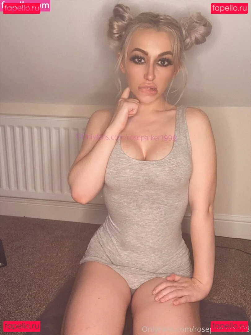 Rose Parker Onlyfans Photo Gallery 
