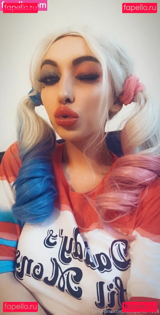 Rose Parker Onlyfans Photo Gallery 