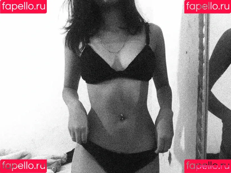 Girl Brazil Onlyfans Photo Gallery 