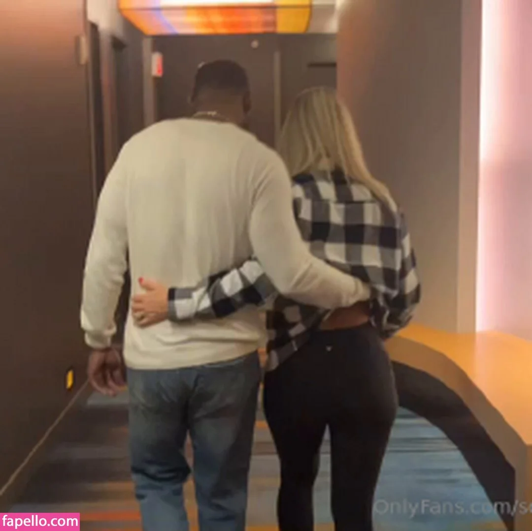 PhantomHotwife Onlyfans Photo Gallery 