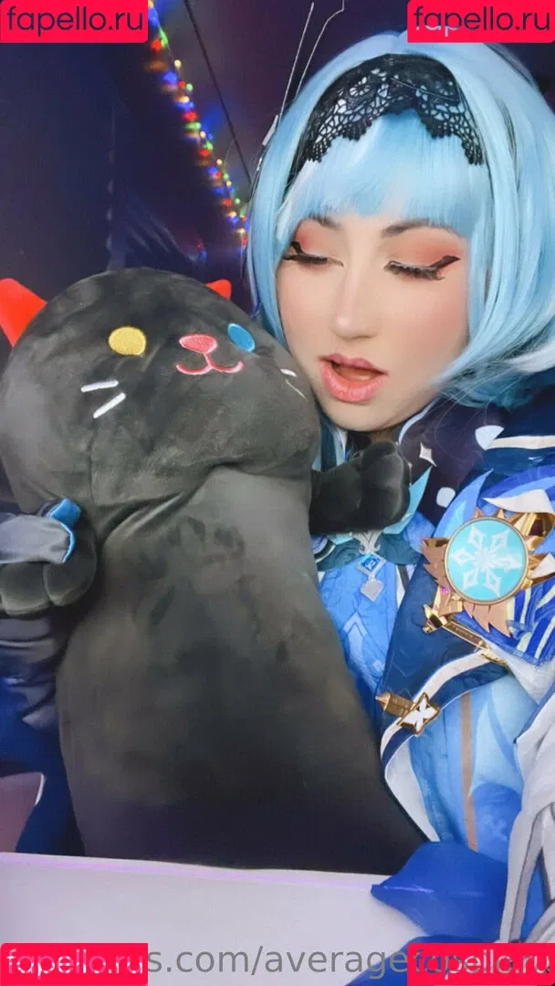 averagecosplays Onlyfans Photo Gallery 