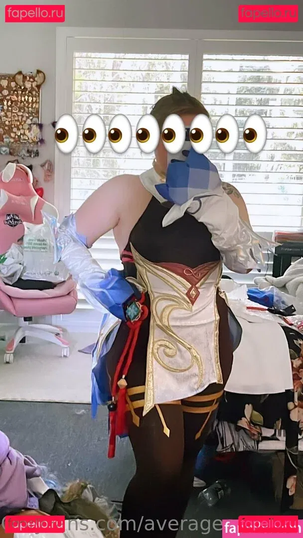 averagecosplays Onlyfans Photo Gallery 