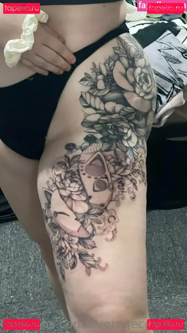 averagecosplays Onlyfans Photo Gallery 