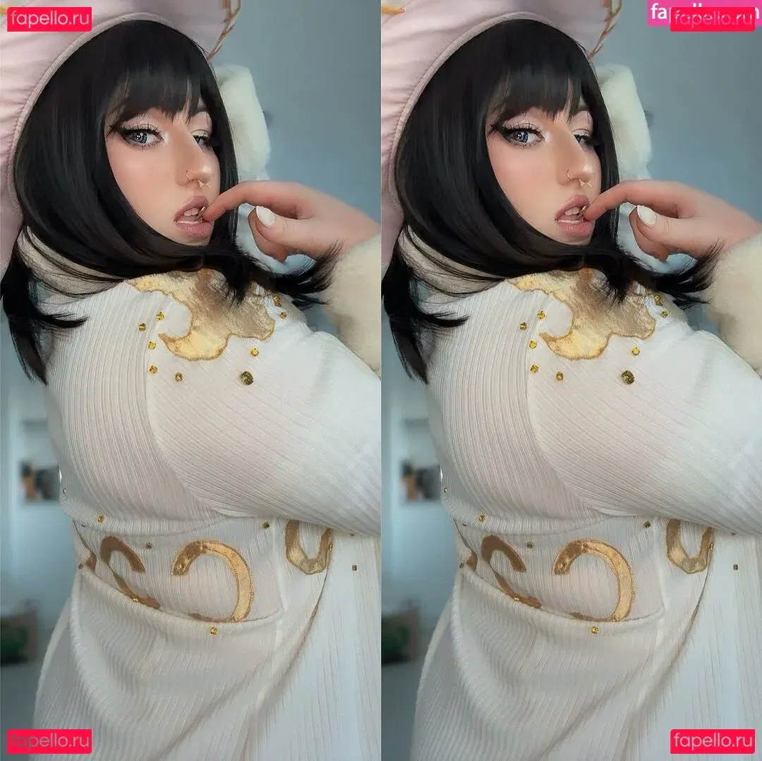 averagecosplays Onlyfans Photo Gallery 