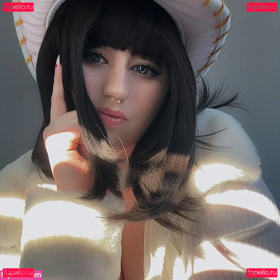 averagecosplays Onlyfans Photo Gallery 