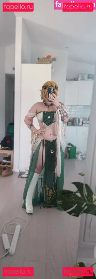 averagecosplays Onlyfans Photo Gallery 