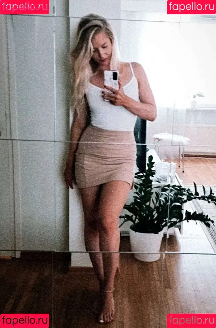 Laura Nieminen Onlyfans Photo Gallery 