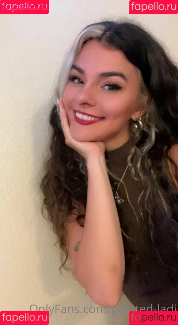 issameg Onlyfans Photo Gallery 