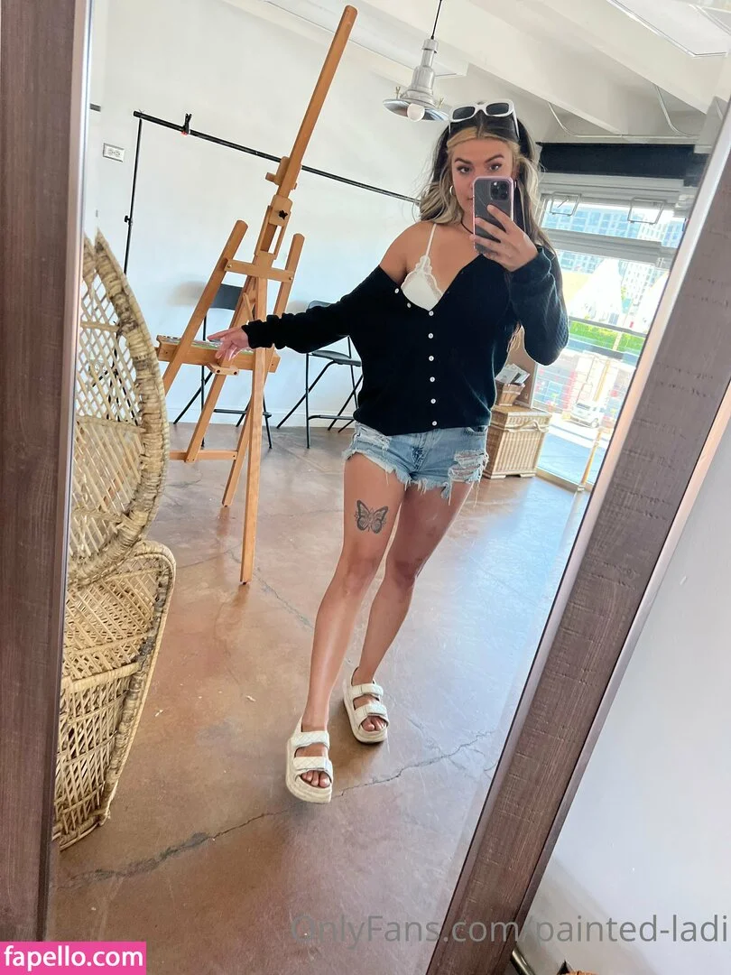 issameg Onlyfans Photo Gallery 