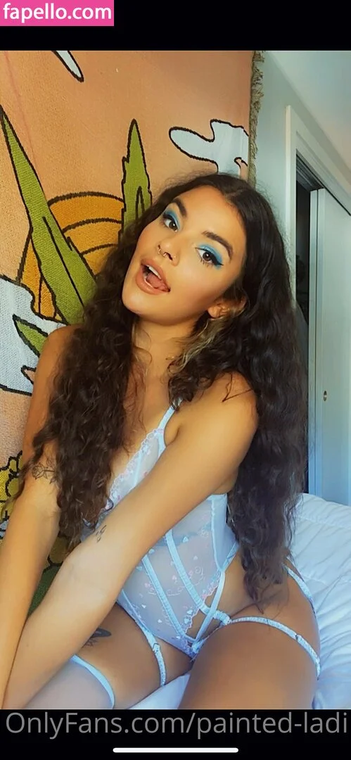 issameg Onlyfans Photo Gallery 