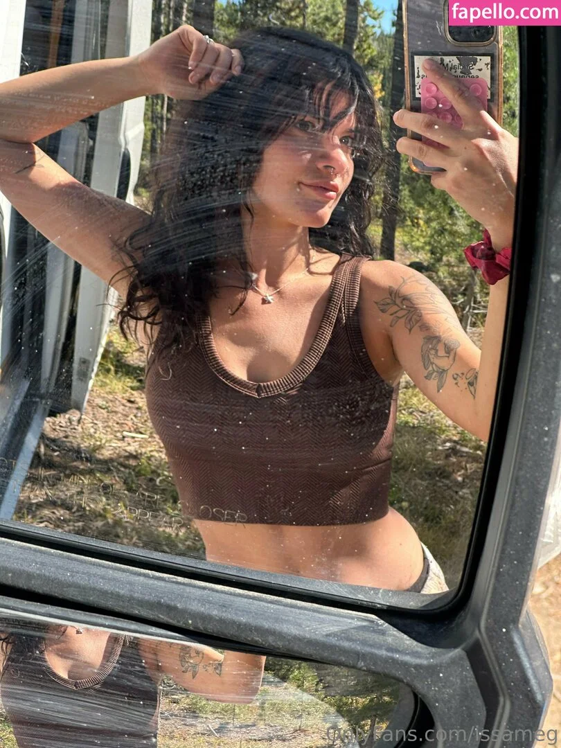 issameg Onlyfans Photo Gallery 