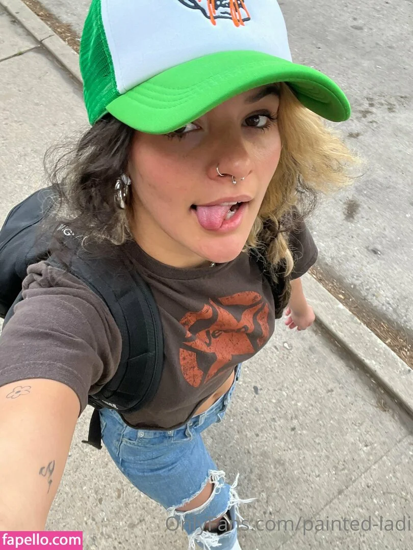 issameg Onlyfans Photo Gallery 