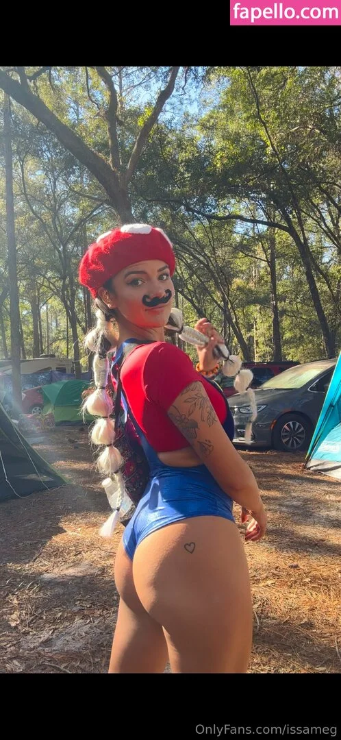 issameg Onlyfans Photo Gallery 