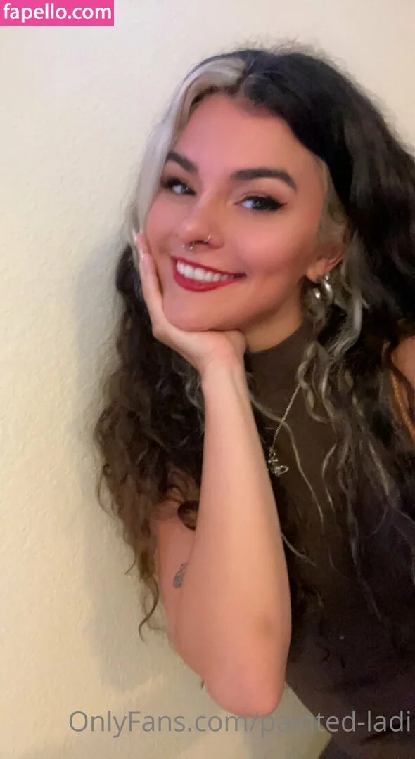 issameg Onlyfans Photo Gallery 