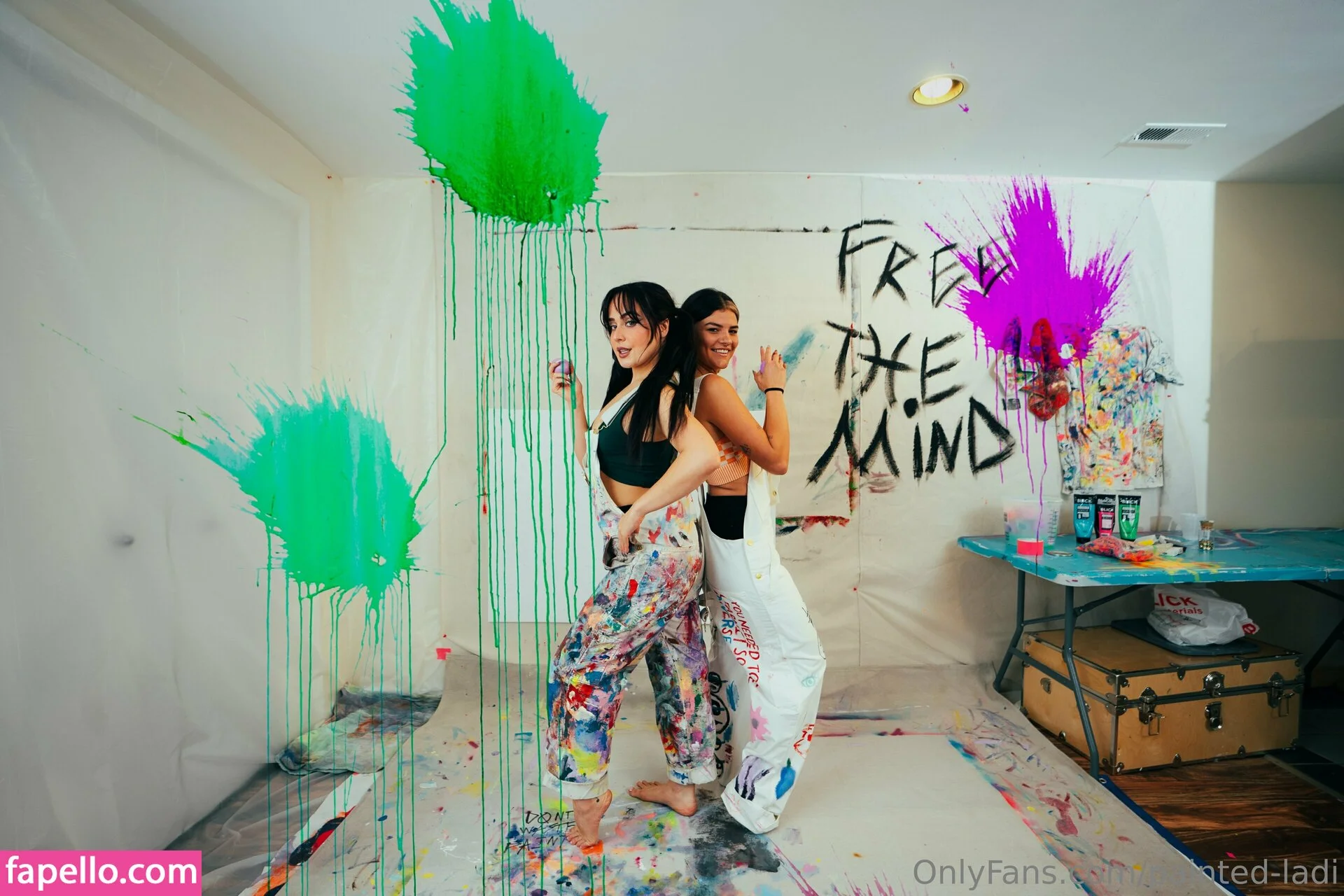 issameg Onlyfans Photo Gallery 