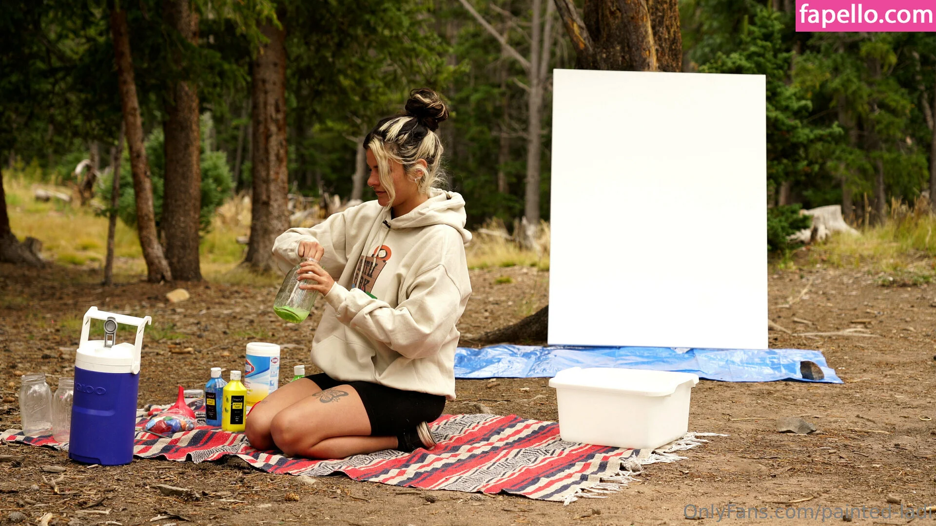 issameg Onlyfans Photo Gallery 