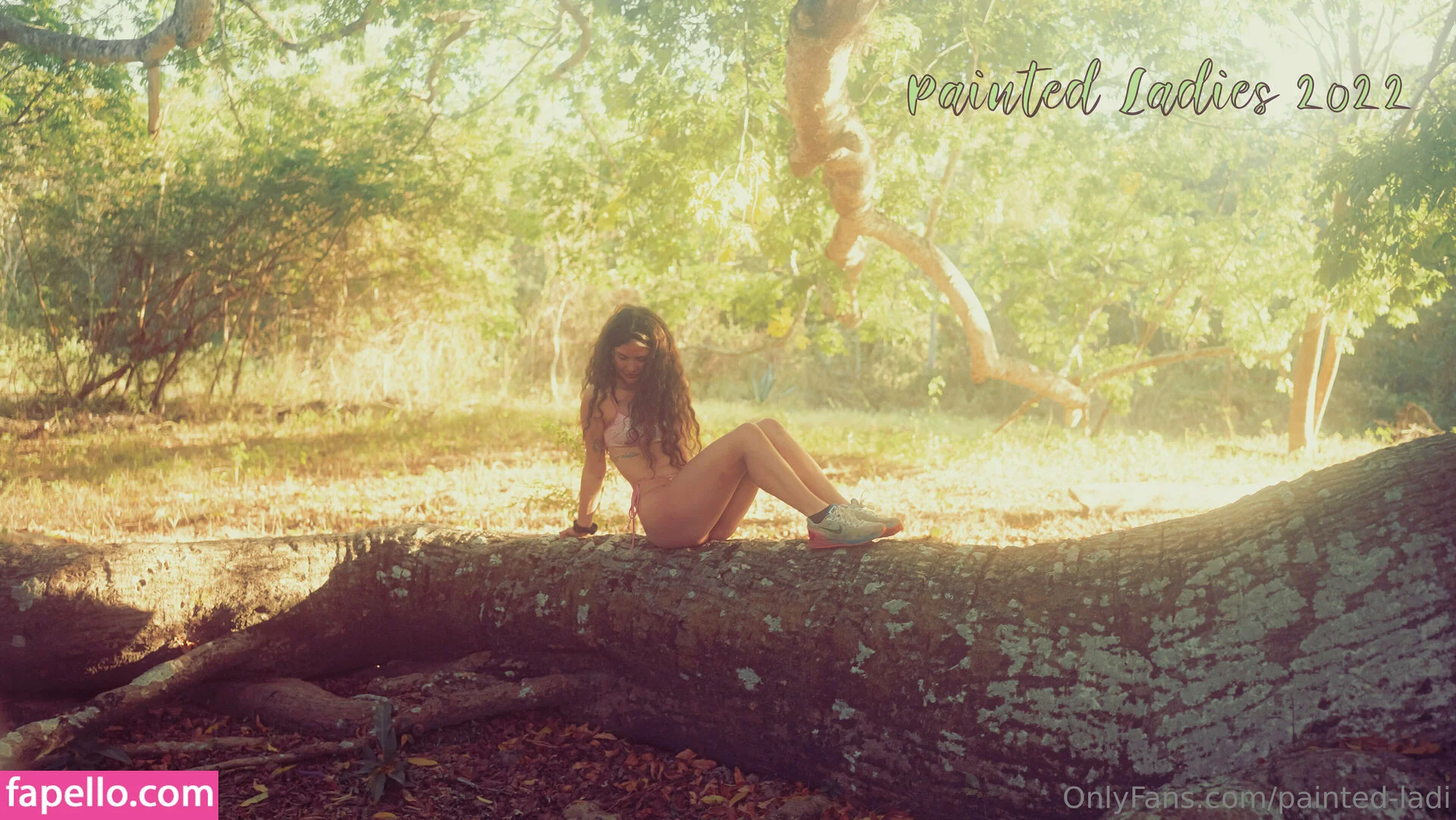 issameg Onlyfans Photo Gallery 