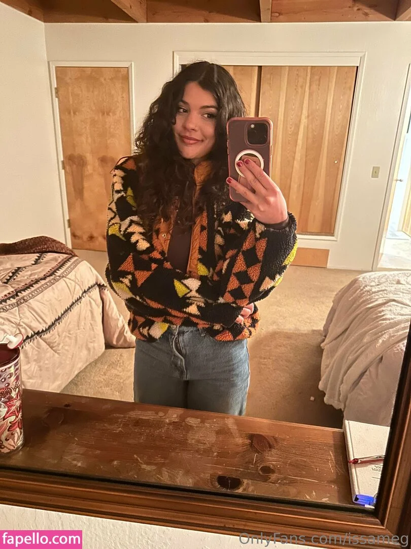 issameg Onlyfans Photo Gallery 