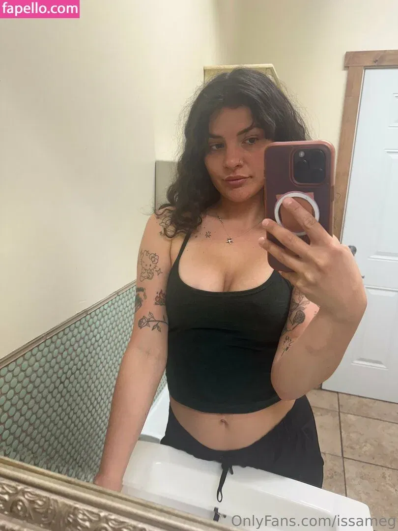 issameg Onlyfans Photo Gallery 